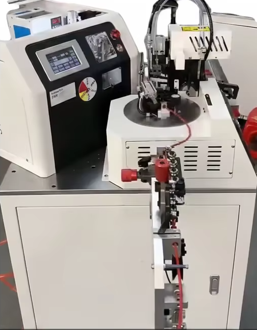 Machine de sertissage automatique de ferrule unilatérale JW-A173