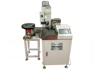 Machine de Sertissage Automatique de Bornes à Une Extrémité WPM-R9B Thumb
