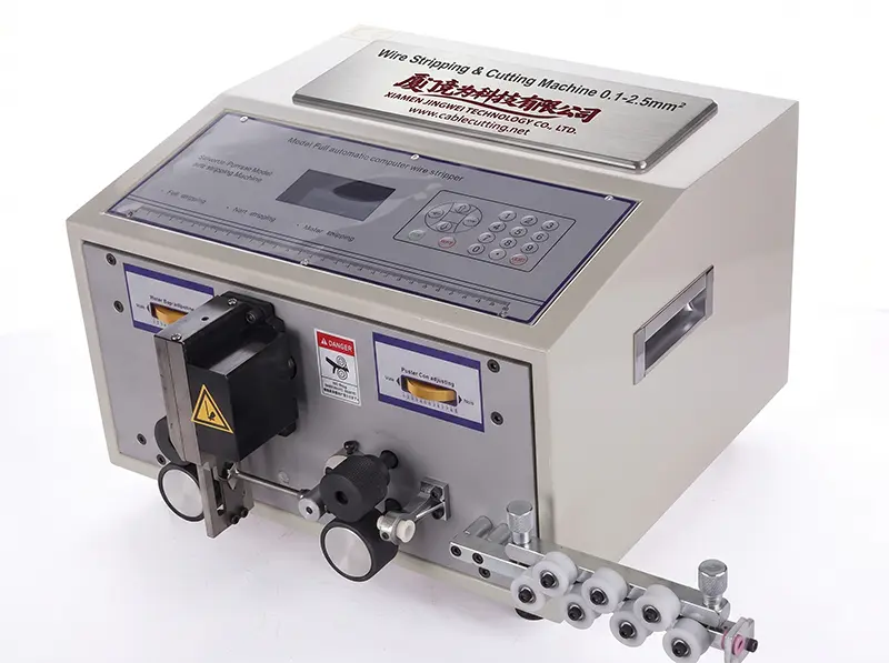 Wire Stripping Cutting Machine