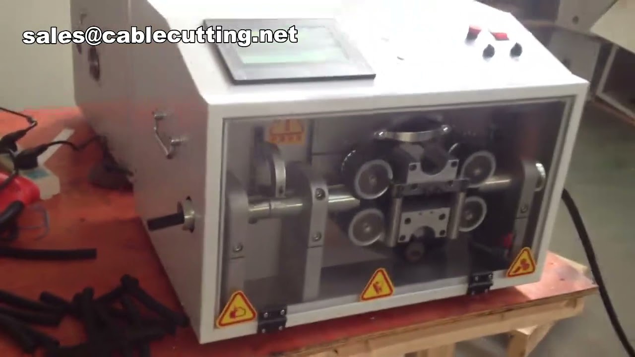 Machine de découpe automatique de tubes PVC et plastiques | Découpeuse industrielle