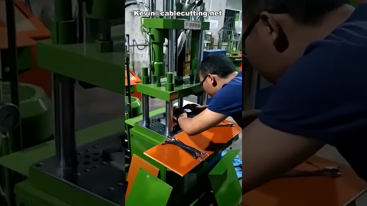 Machine de fabrication de bouchons de bouteilles en plastique - Sur mesure et haute qualité