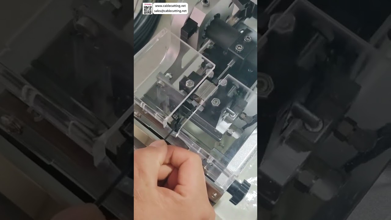 Machine automatique d'insertion de joint d'étanchéité - Assemblage de précision pour bouchons étanches
