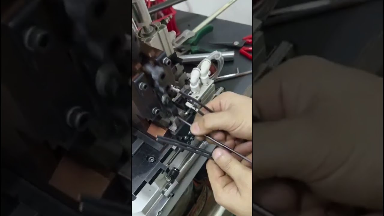 Straight Terminal Stripping and Crimping All in One Real Shot Display #cablewirestrippingmachine