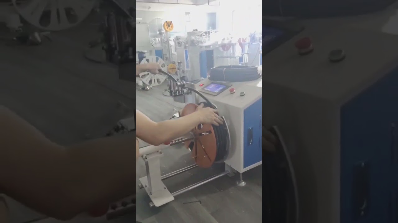 Machine à enrouler les câbles automatique WPM-2024L