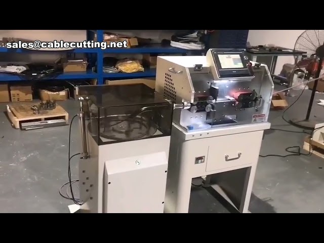 Machine de dénudage de gaine multifilaire avec rebobineur intégré | Dénudeuse de câbles multiconducteurs