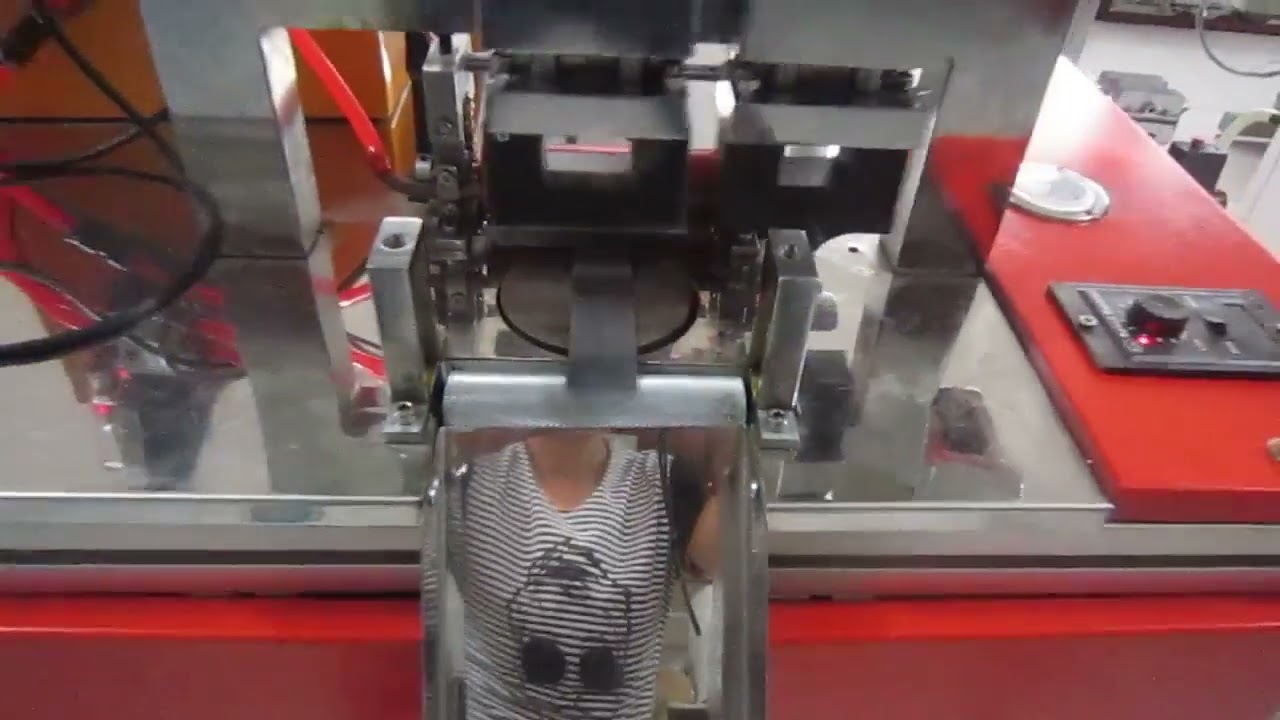 Machine de découpe de ruban à ultrasons avec perforation