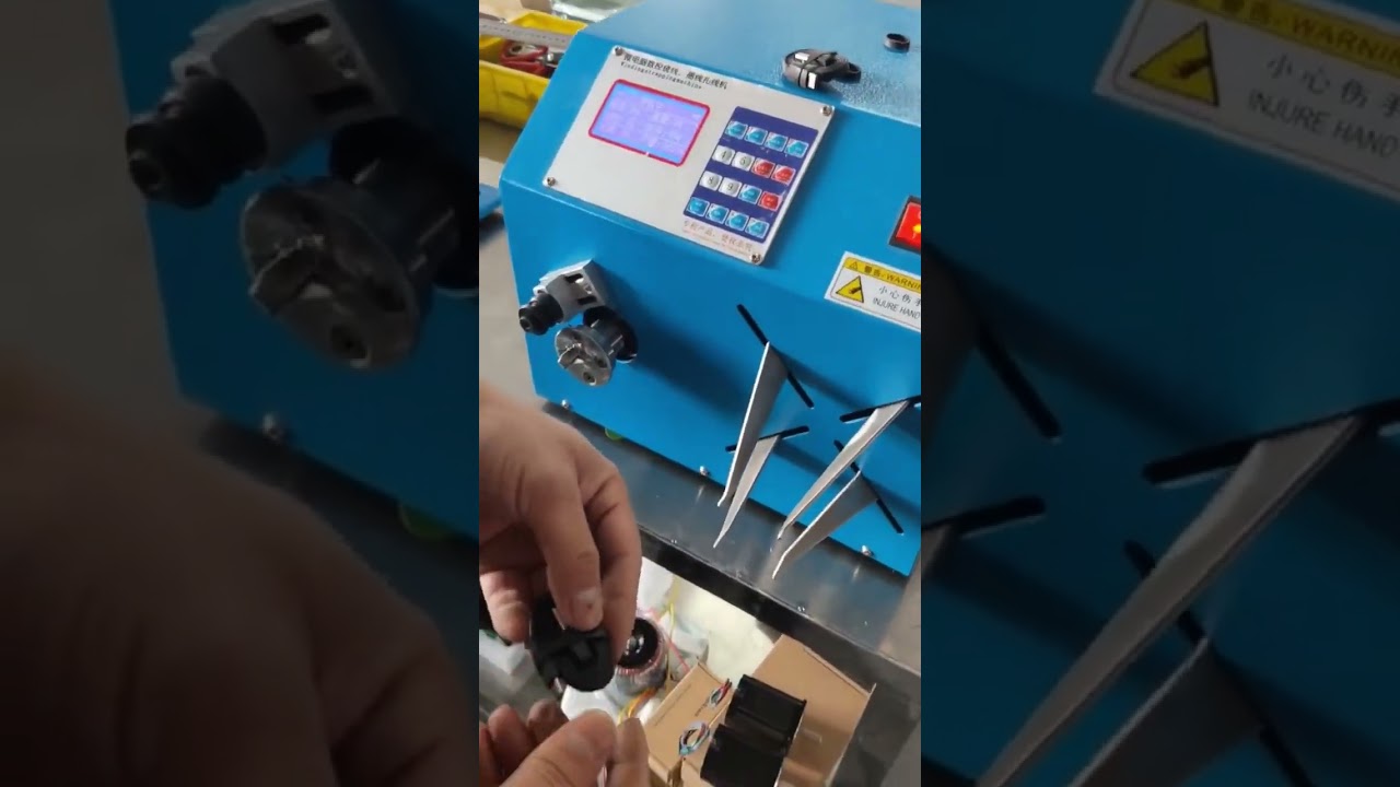 Machine d'expansion de bagues en caoutchouc avec fonction d'enroulement - Vidéo réelle #usine #machine
