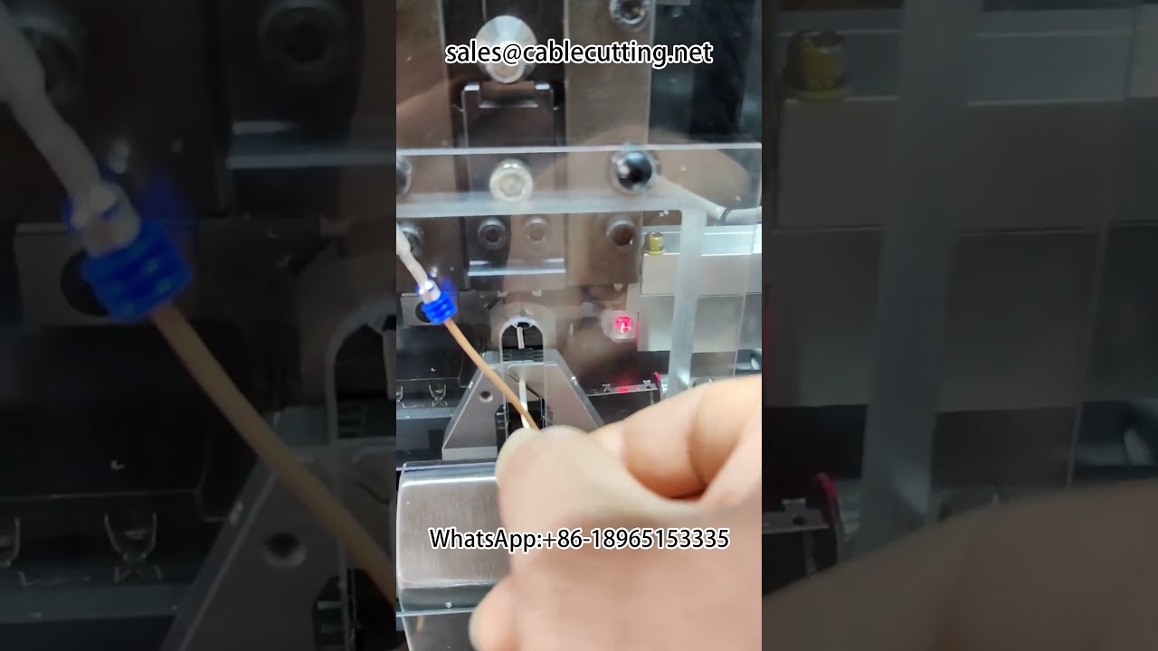 Machine de filetage, dénudage et battage pour raccord étanche #équipementdefaisceau