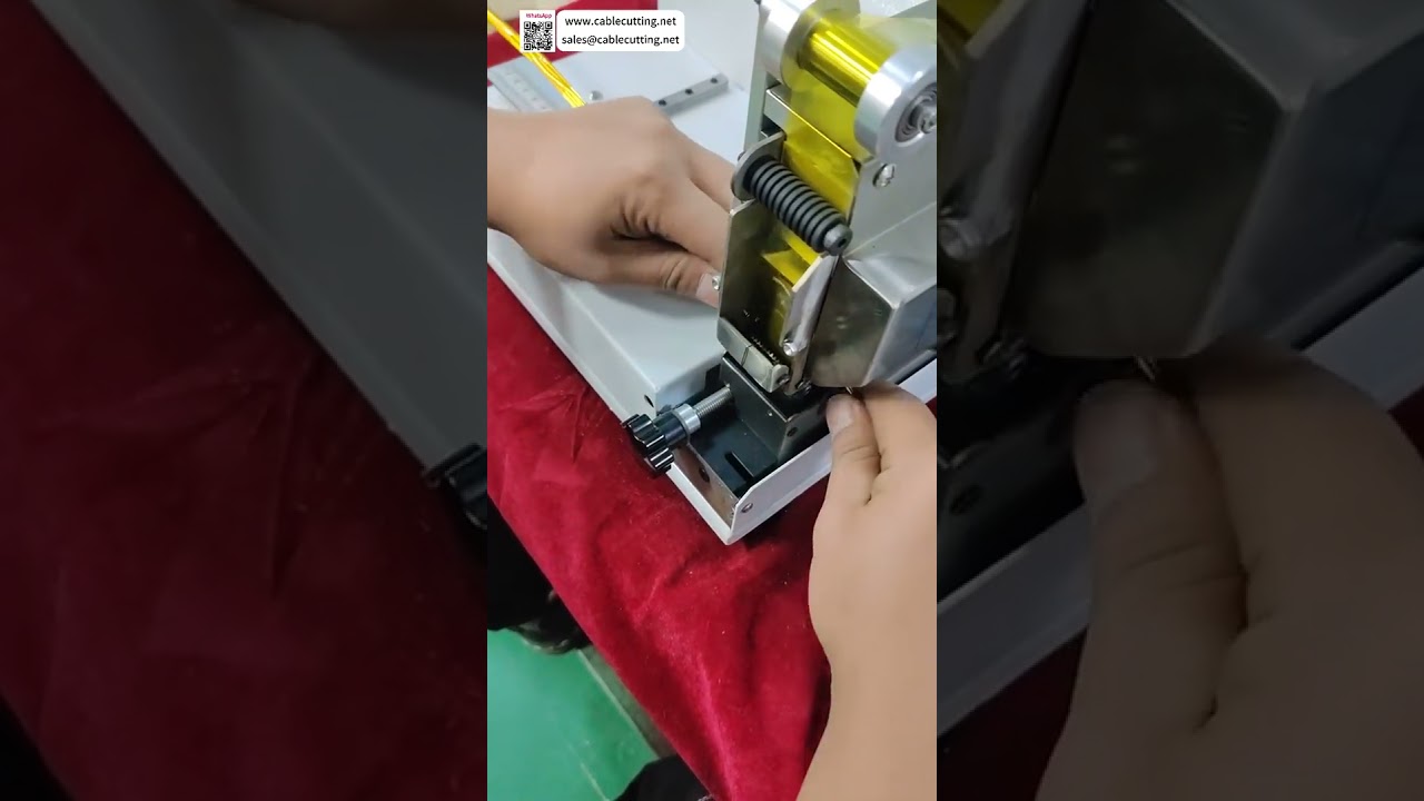Machine d'emballage à poussoir horizontal pour ruban adhésif - Conditionnement rapide et à haut rendement - Shorts