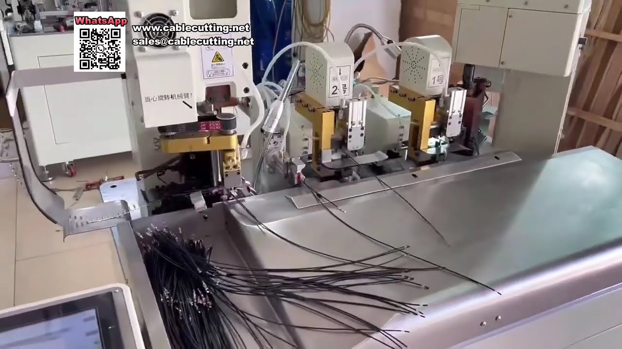 Machine de sertissage intelligente 2-en-1 pour lignes de fabrication de faisceaux de câbles