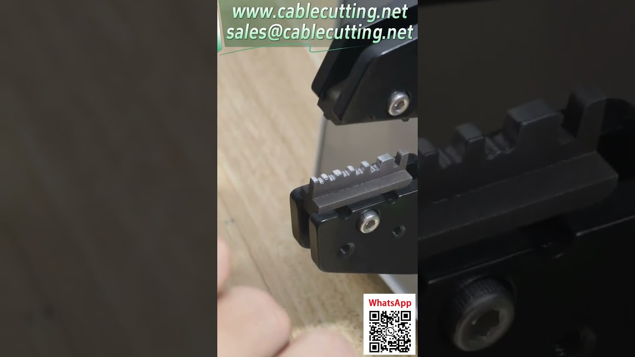 Machine de Sertissage de Bornes Électriques - Test d'Insertion des Broches Avion #Outillage #Automatisation