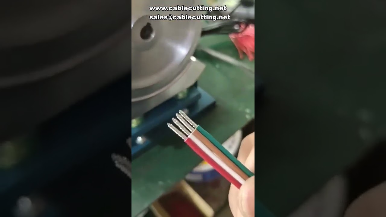 Machine de dénudage et de torsion semi-automatique pour fils ACDC, cuivre et électronique