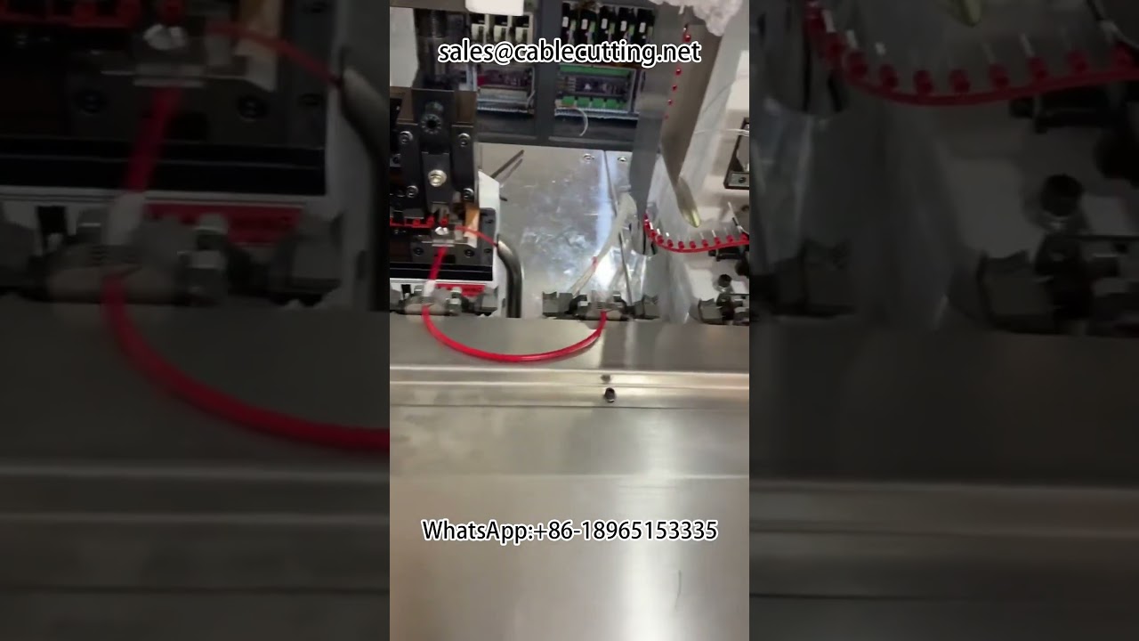 Machine de marquage laser et sertissage double tête pour tubes thermorétractables dans les faisceaux de câbles