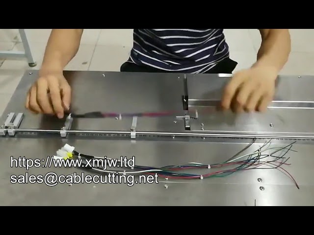 Machine à colliers de serrage en nylon entièrement automatique et personnalisable - Découpe et cerclage de câbles