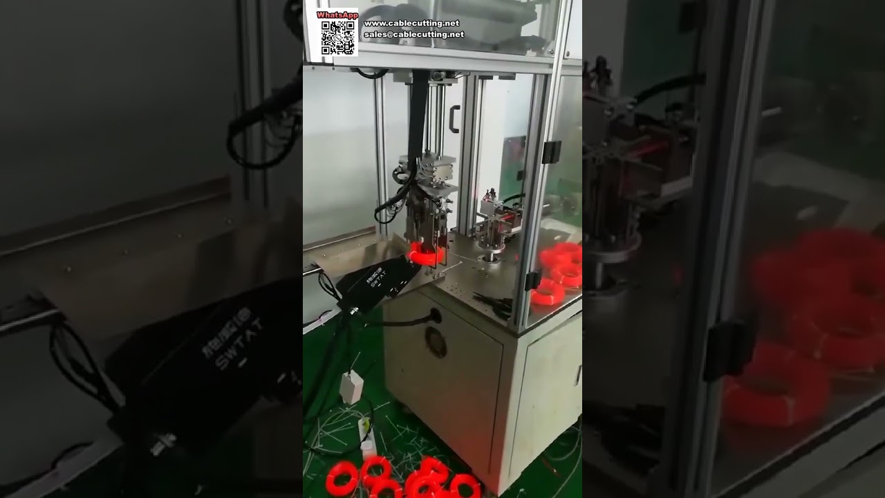 Machine d'enroulement et de ligature entièrement automatique pour ligne de coupe de cartes à suspendre