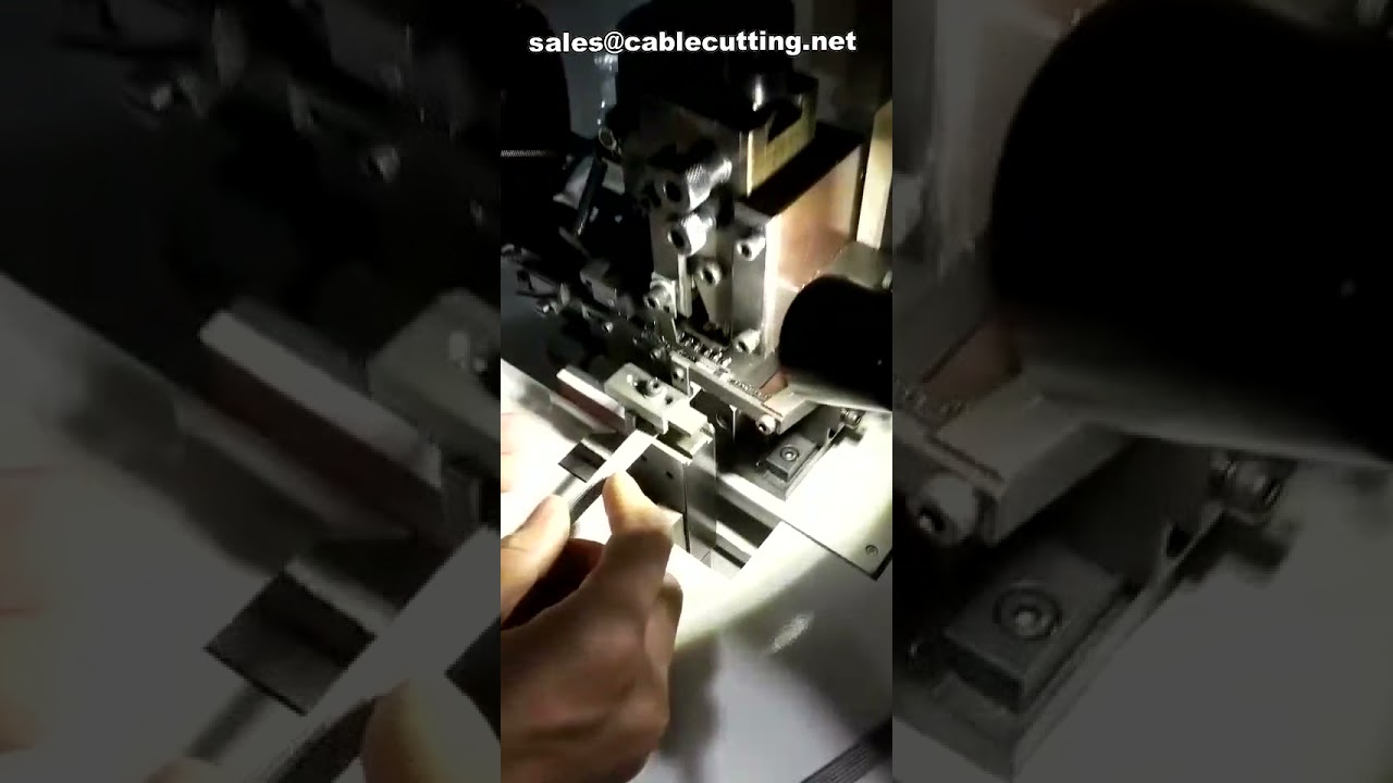 Machine à sertir les bornes silencieuse - Sertisseuse de fils électriques et fiches