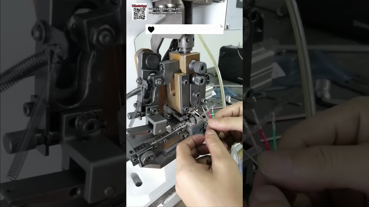 Machine horizontale de dénudage et sertissage pour terminaux Dupont — Traitement de fil 2 en 1