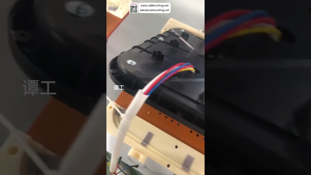 Machine à visser automatique avec grande rondelle ressort  Système d'automatisation d'usine  Configuration rapide