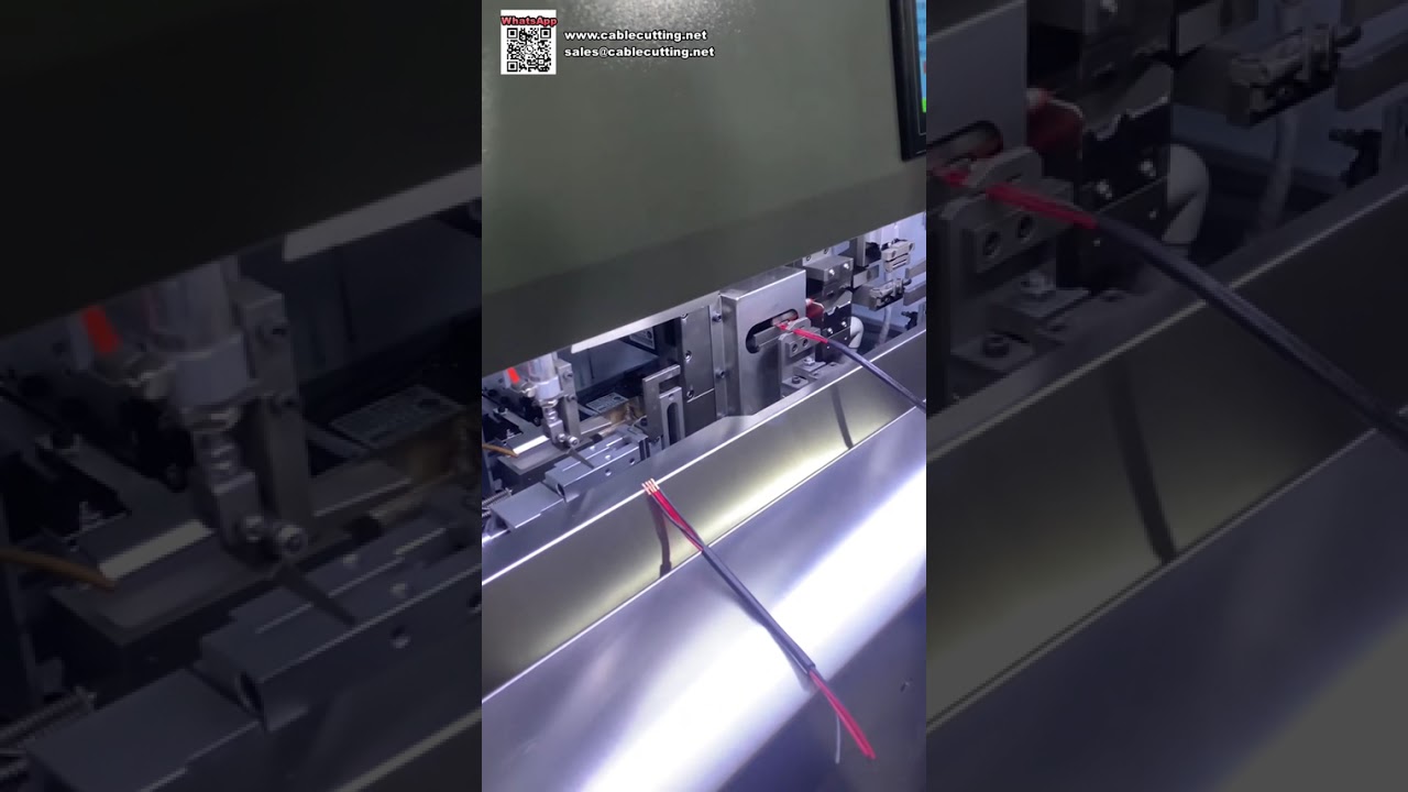 Machine automatique de dénudage, torsadage et étamage de fils pour un soudage parfait sans pontage