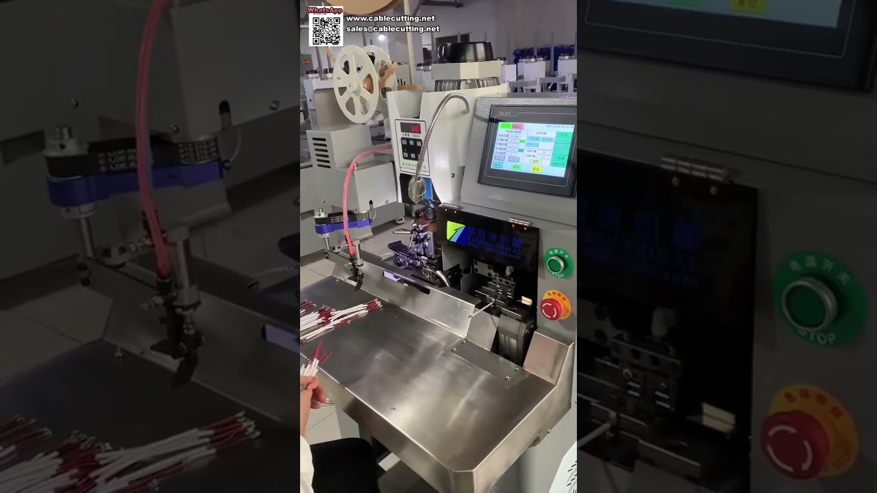 Machine de dénudage et de sertissage de fils multiconducteurs Haute efficacité Réduit les étapes de traitement