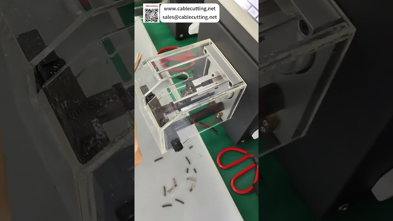Machine de dénudage de câble coaxial de haute précision pour un traitement de la gaine extérieure sans dommage
