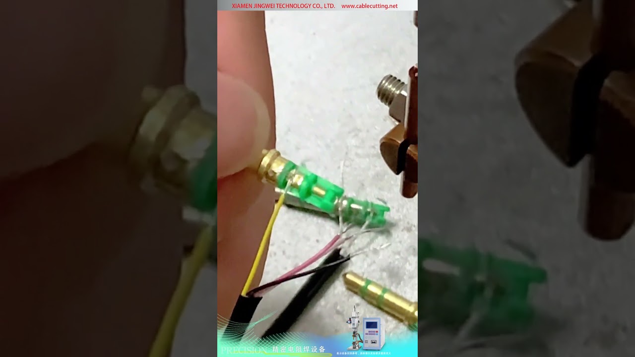 Machine de soudage par points de précision — Cosses à broche ronde de connecteur