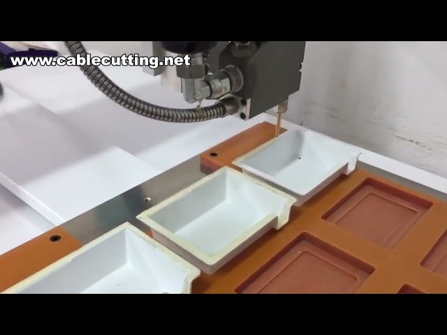 Robot de distribution automatique 3 axes - Distributeur de colle thermofusible haute qualité en vente directe usine