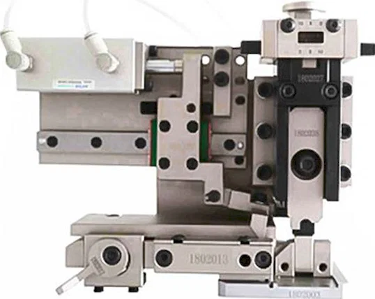 Matrice de Sertissage Horizontale Pneumatique 45-40